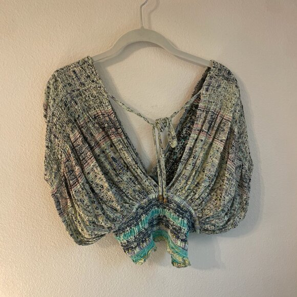 Top - Picture 2 of 2